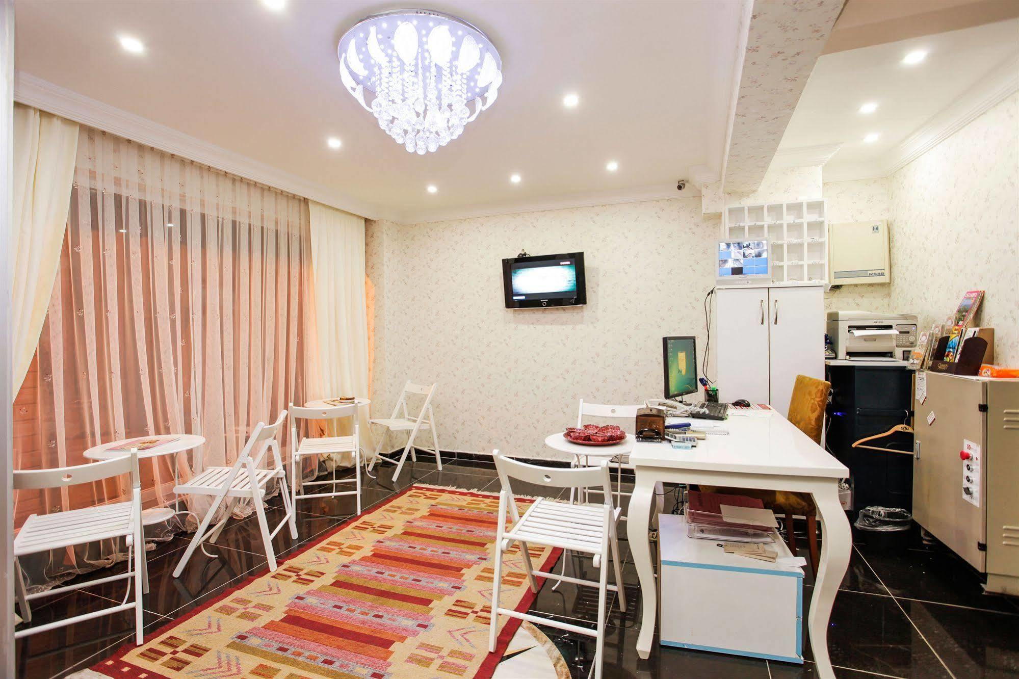 Casa Mia Hotel อิสตันบูล ภายนอก รูปภาพ